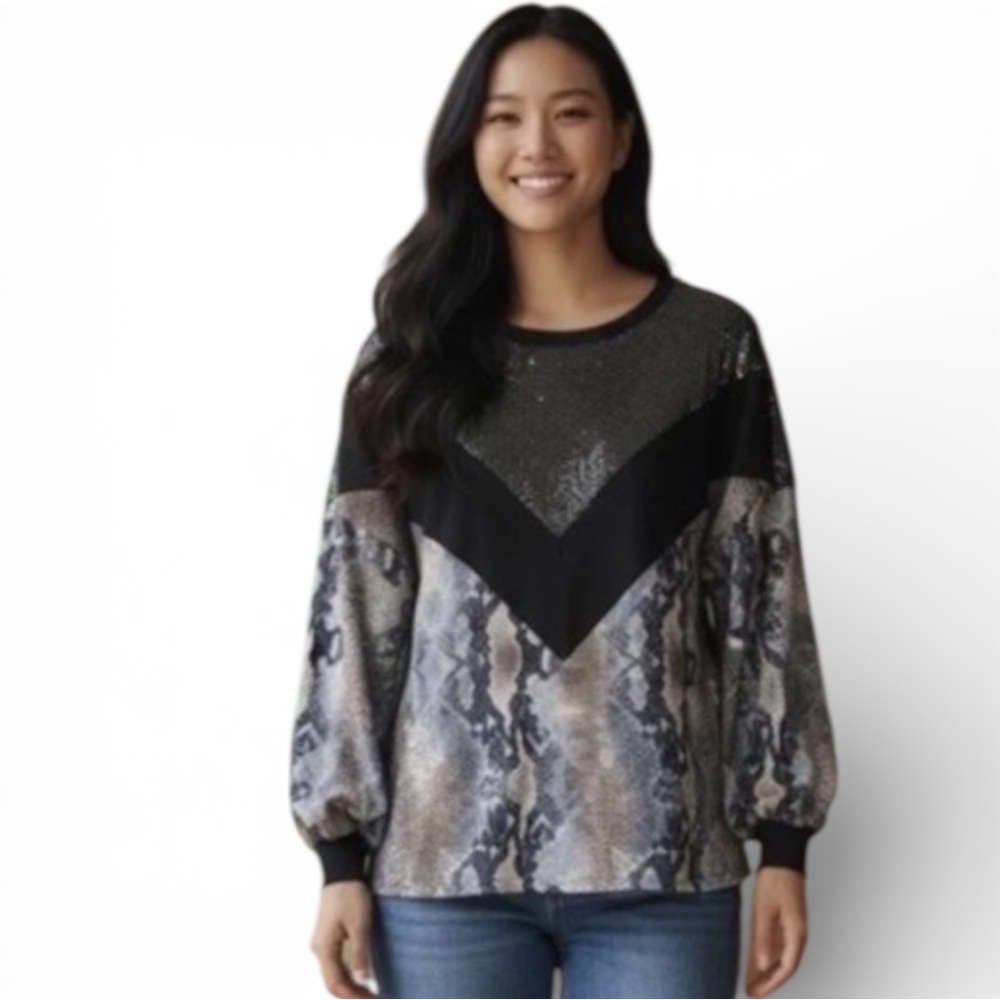 Hailey&Co Women’s Blue Snakeskin Print Top Long Sleeve Sequins
Large